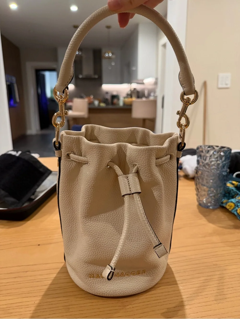 Marc Jacobs Cream Pebbled Leather Drawstring Bucket Bag with Patterned Strap